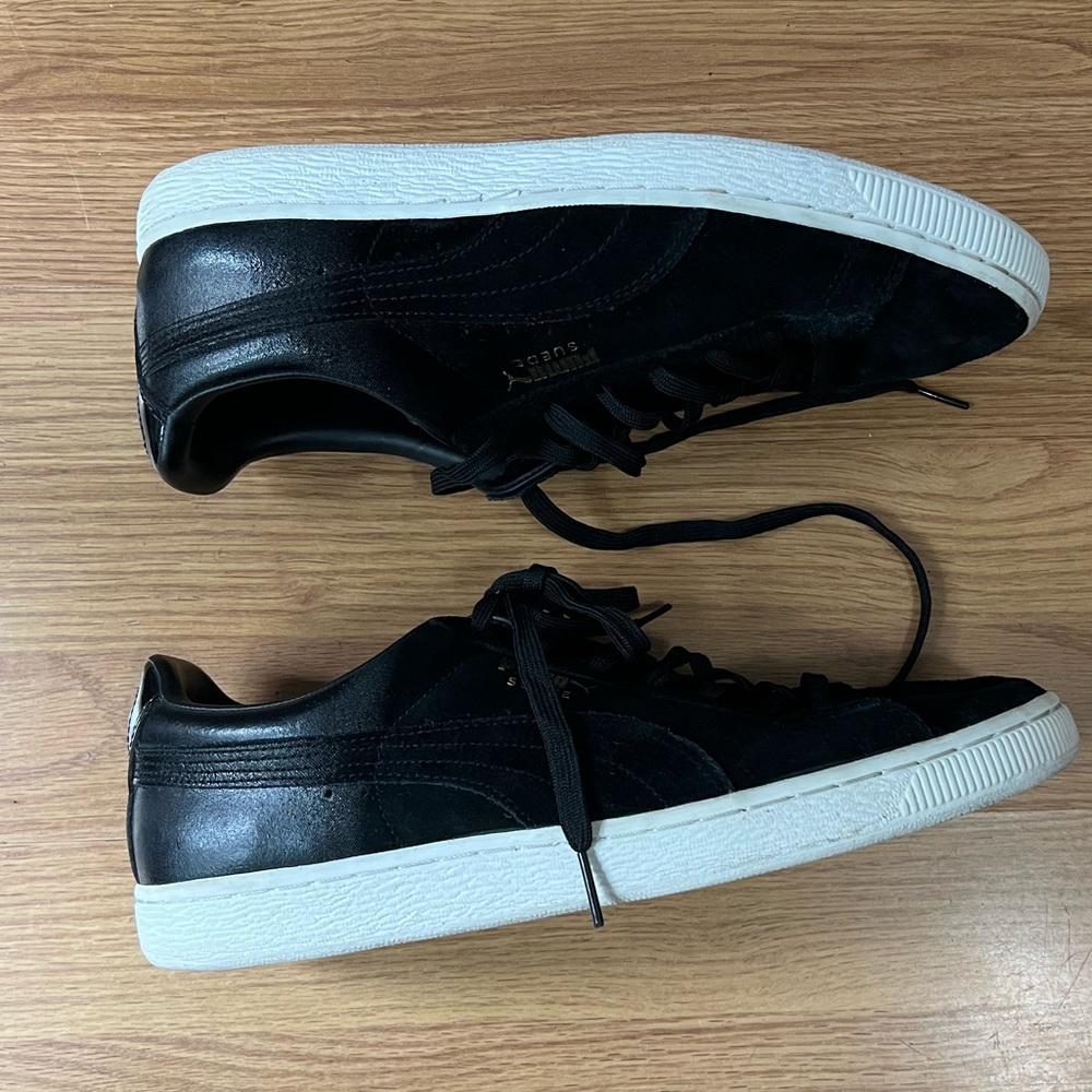 Men’s Black n White Suede n Leather Puma men’s 10 excellent condition nice shoes